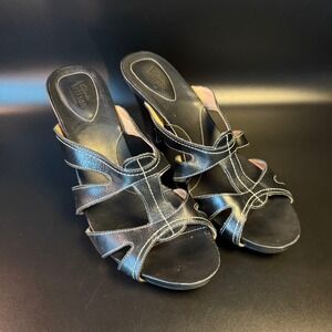 Clarks Artisan Collection Black Leather Heels Sandals‎ Strappy Size 8